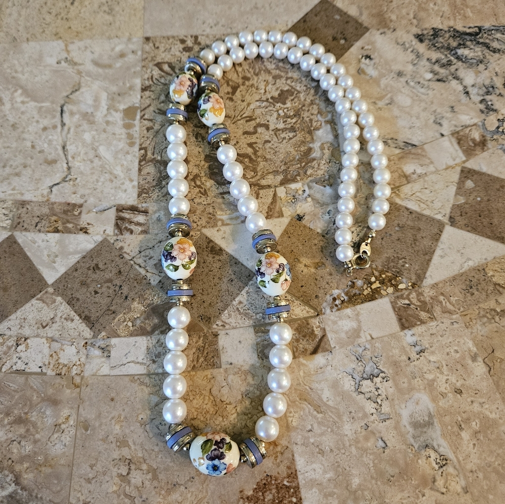 Japan Necklace Porcelain Painted Flower Long Faux Imitation Pearl 30 Inch Signed